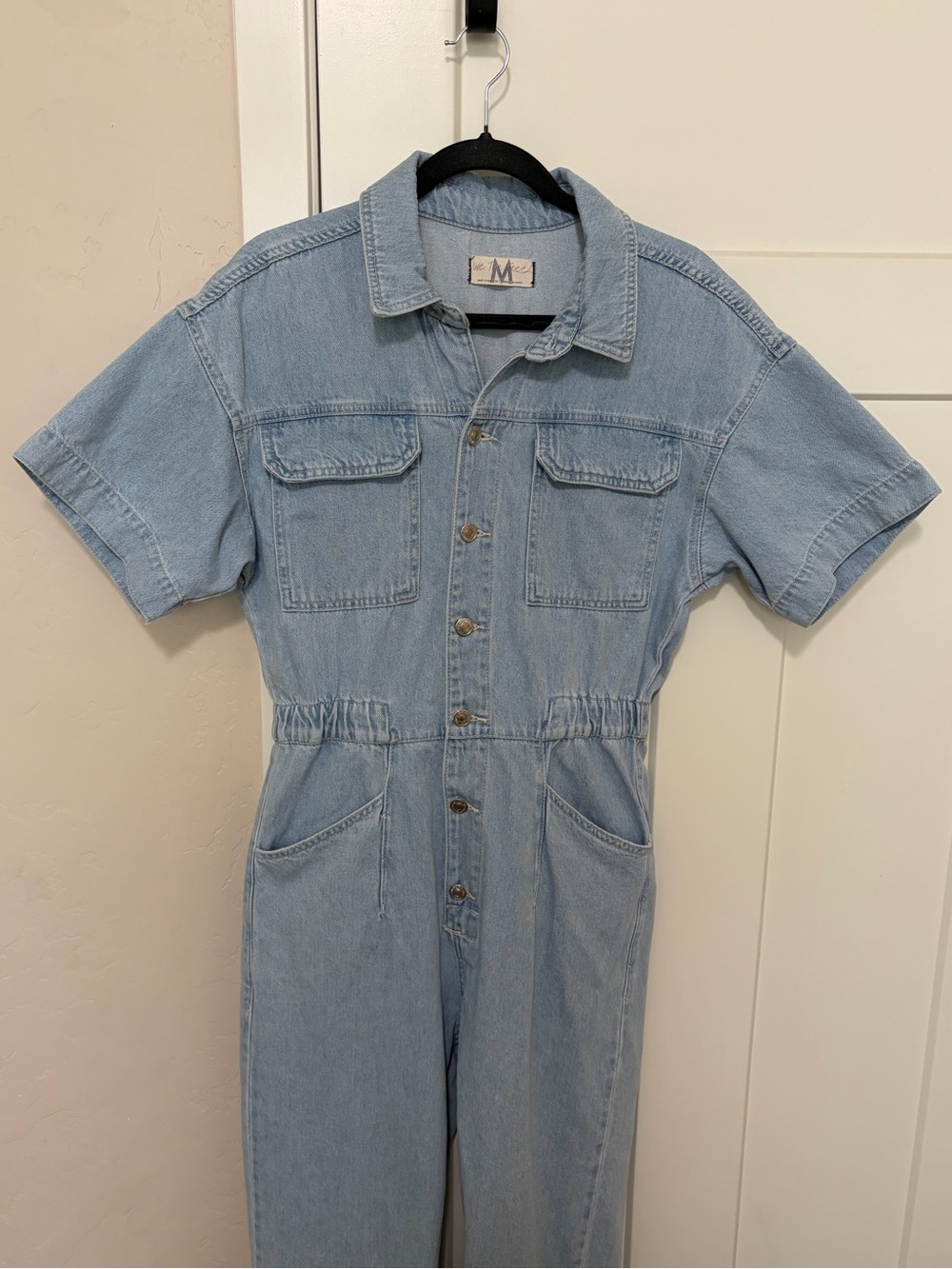 Free People We The Free Marci Denim Jumpsuit Size M, Light Wash Clear Skies - Picture 3 of 13